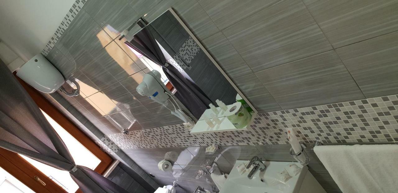 نابولي B&B Giva المظهر الخارجي الصورة